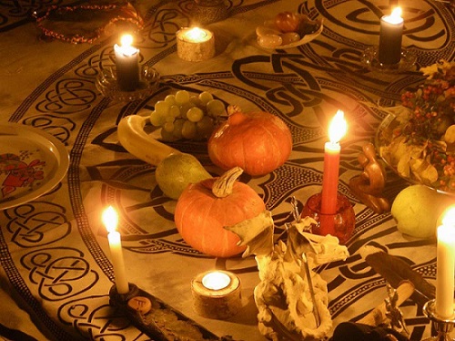 Comment ensorceler une personne.L’ensorcellement est un travail hautement mystique et spirituel réservé exclusivement au sorcier.